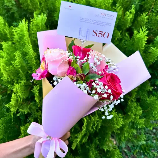 01 Bouquet de Rosas con Gift Card