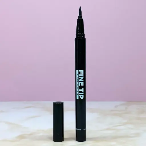 Delineador Líquido Negro Dolce Bella